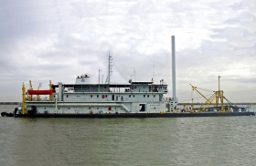 Dragado del Riacho Barranqueras